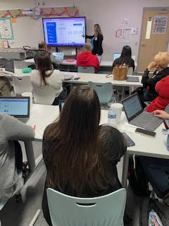 Sharing valuable insights about Beanstack during RISD Professional Development Day. @zoobeanreads <a href="/RobstownISD/">Robstown ISD</a>