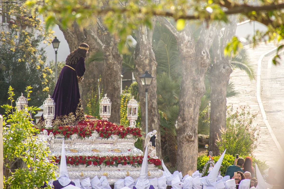 31 Días para el Domingo de Ramos

Jueves Santo - Jesuistas - Arriate

#TDSCofrade #cofrade #Cofrades #lafotocofradedeldia #hermandad #cofradias #Cofradia #CofradiasMLG #cofradiasmalaga #costal #SerraniaCofrade #juevessanto #jesuistas #arriate #padrejesus