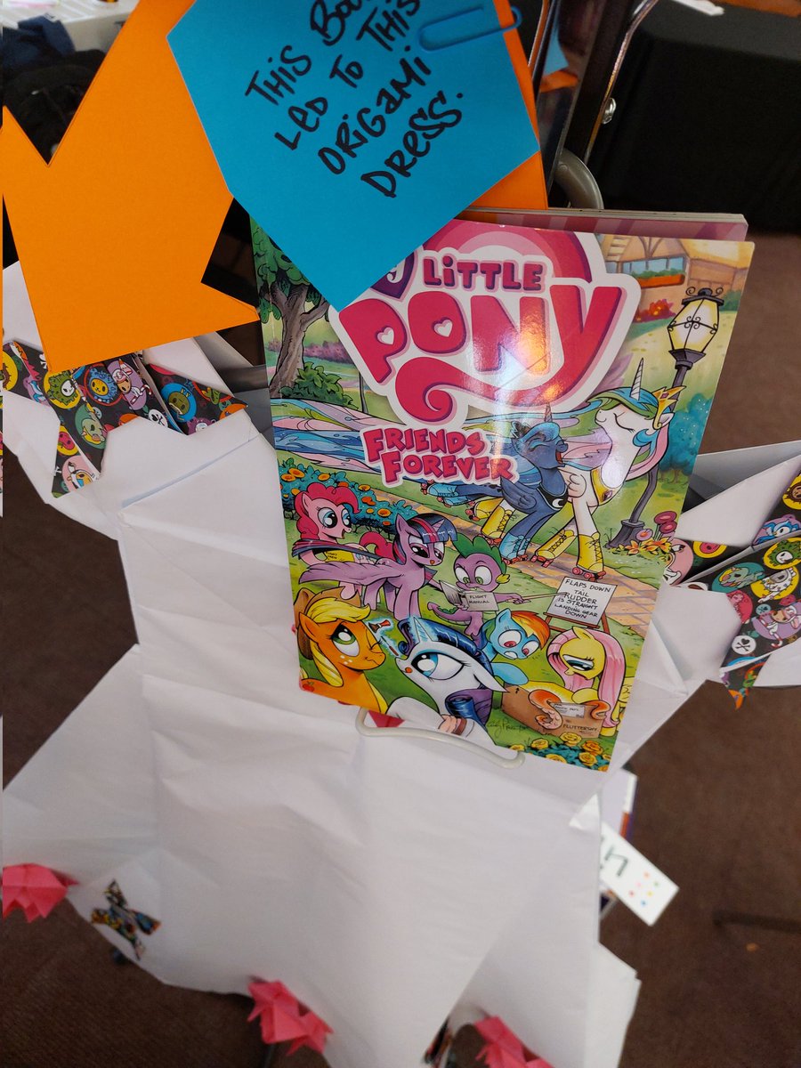 MrSchuermann's tweet photo. Empowering modern learners via #StoriesMakingSTEAM to show what they know 💡...
This wearable origami dress, created by my 'little sidekick', captures the cosplay essence of the My Little Pony comic book series through playful engineering 🌈
#FutureReadyPeel #EngageMath #KidLit https://t.co/yuM0xLDdLi