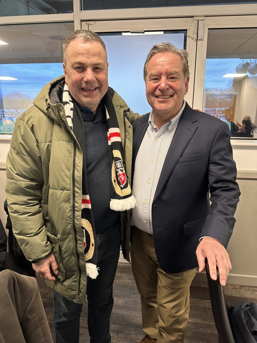 Bromley Signs tweet media