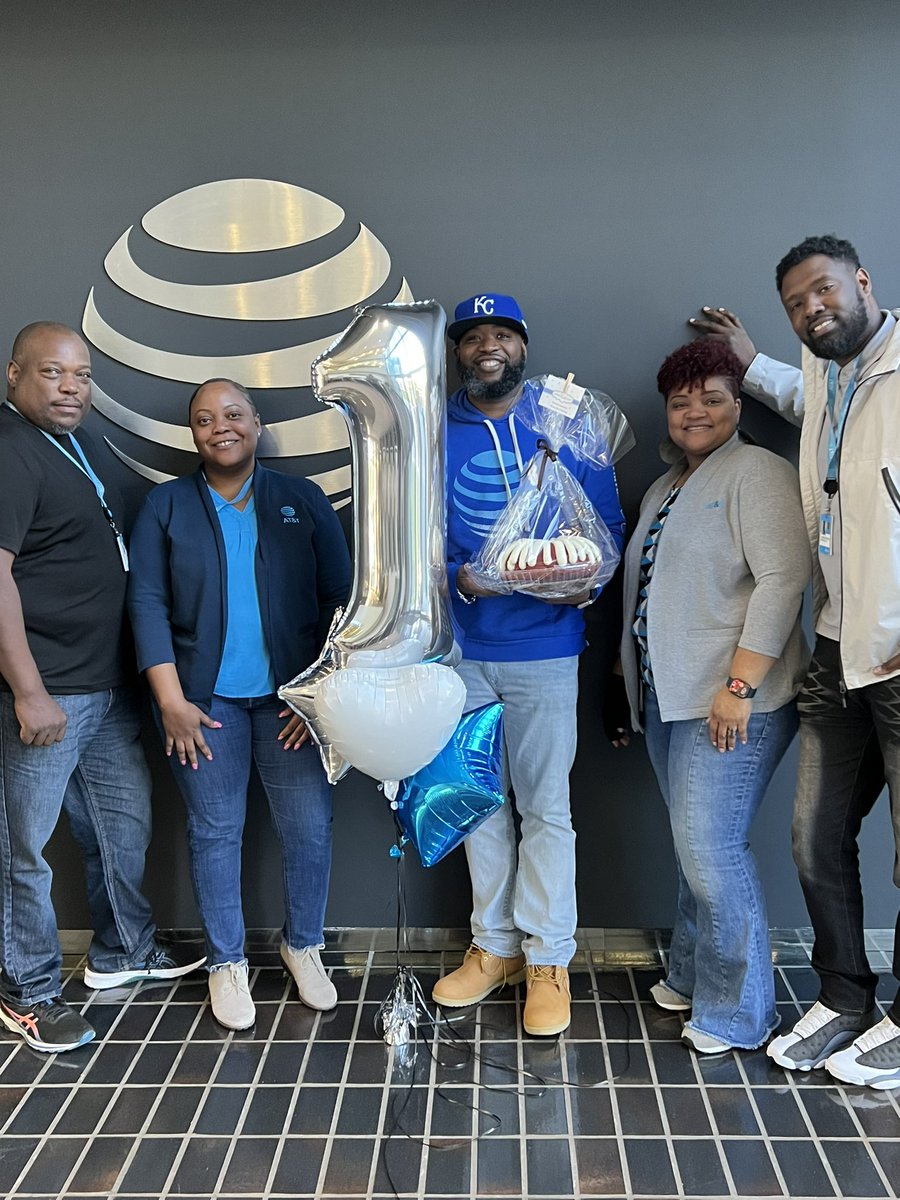 Travis Brown tweet media