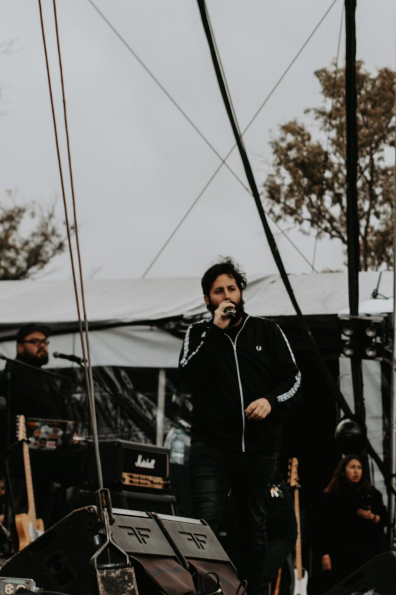 Mis_s_Shapes's tweet photo. Fotos que hice de @LngSHT en @TertuliaFest el fin de semana pasado.
Gastón estuvo 10/10. ❤️
Si quieren seguir mi cuenta profesional de Instagram pueden encontrarme como: @thegallery_of_a_fan
#lngsht #TertuliaFest #Puebla #conciertos #festival #photography #concertphotography https://t.co/ExL2Xq7L0O