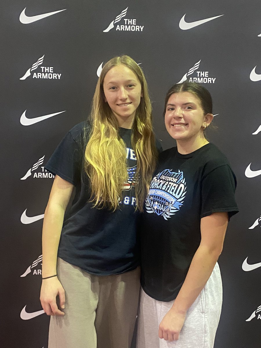 Keira and Gabby at The Armory last night ! Great season , ladies <a href="/PSnowy1211/">patti snowden</a> <a href="/GabSnow2025/">Gabrielle Snowden</a> <a href="/Keiramullen10/">Keira mullen</a> @HowellTrack . Eastern States Championship