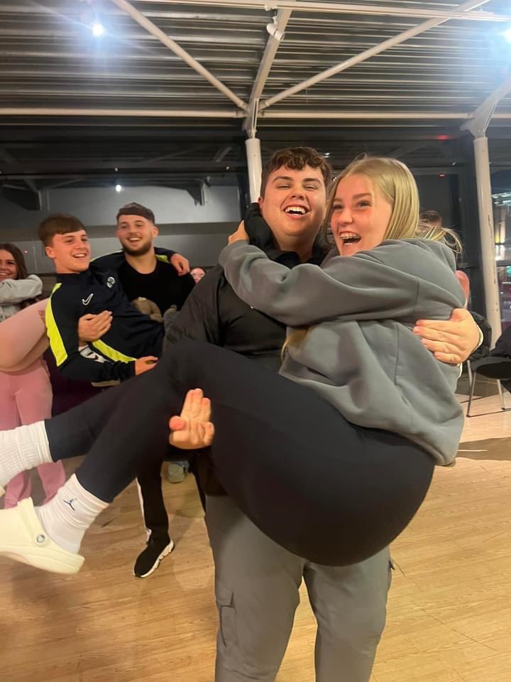 Rcitybelfast's tweet photo. Year 2 👣 

Great to have the squad back tonight after being off for half term ⭐️ The team kick started with a quick catch up along with a team game 🧩 They then spent time completing their Foroige module 2  👏🏼 @Foroige 😃

 #RCITY #POSITIVEYOUTH #FOROIGE #QUEENS https://t.co/ypWazRT61N