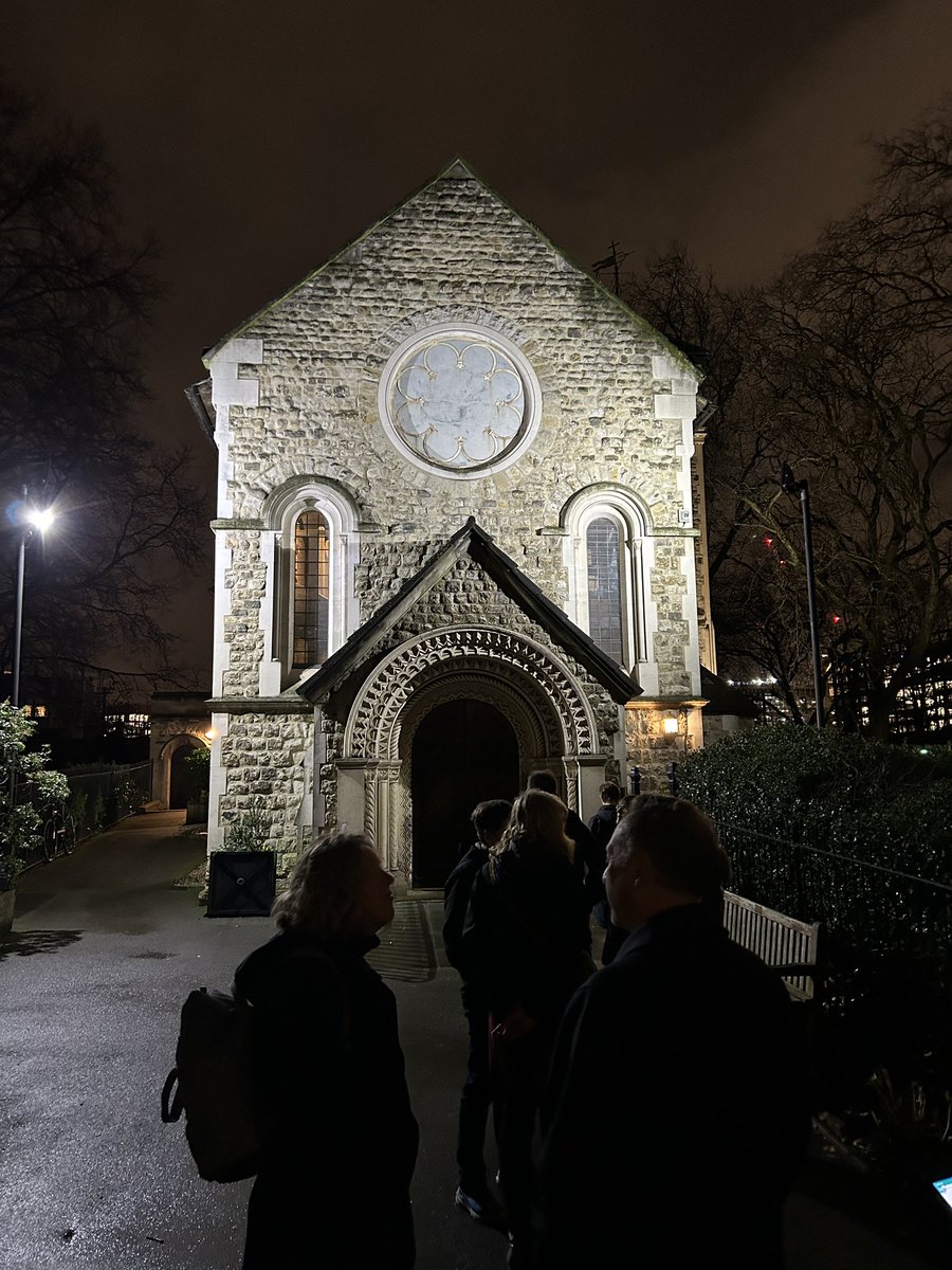 PerfidusAlbion's tweet photo. “He still does…” Britains finest troubadour at Old St Pancras church…
#kloot #bramwell https://t.co/RhPDSFEg85