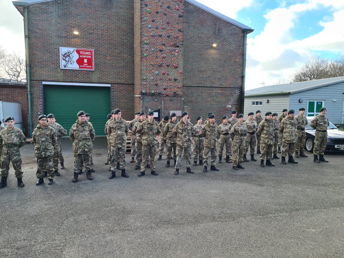 What a fantastic weekend at Bicester achieving over 256 ACS Passes, breaking the CTC attendance record with 128 cadets. We did 21 promotions and 6 Annual award! Well done all involved. 

#upthenivelle #armycadet #oxfordshireyouth