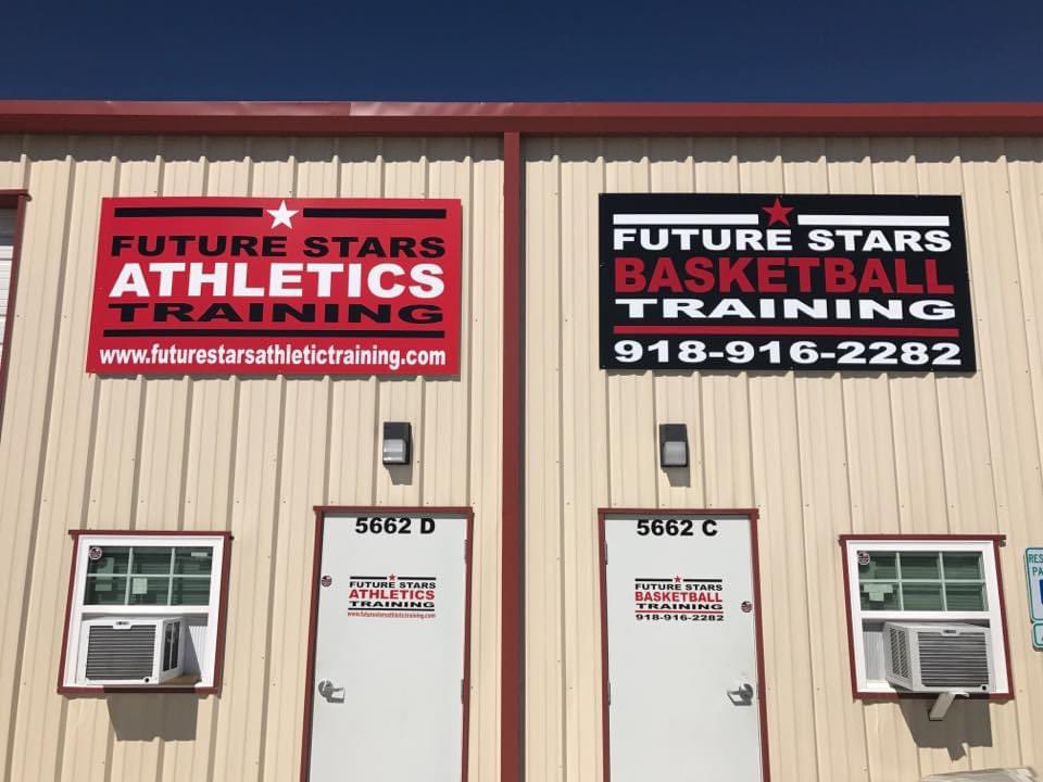 FutureStars_Ok's tweet image. #TheLab 🧪 
Future Stars Athletics Training Facility!!
Where We Making 
Hoop 🏀Dreams Come 💯
#FSAT Established 2011
