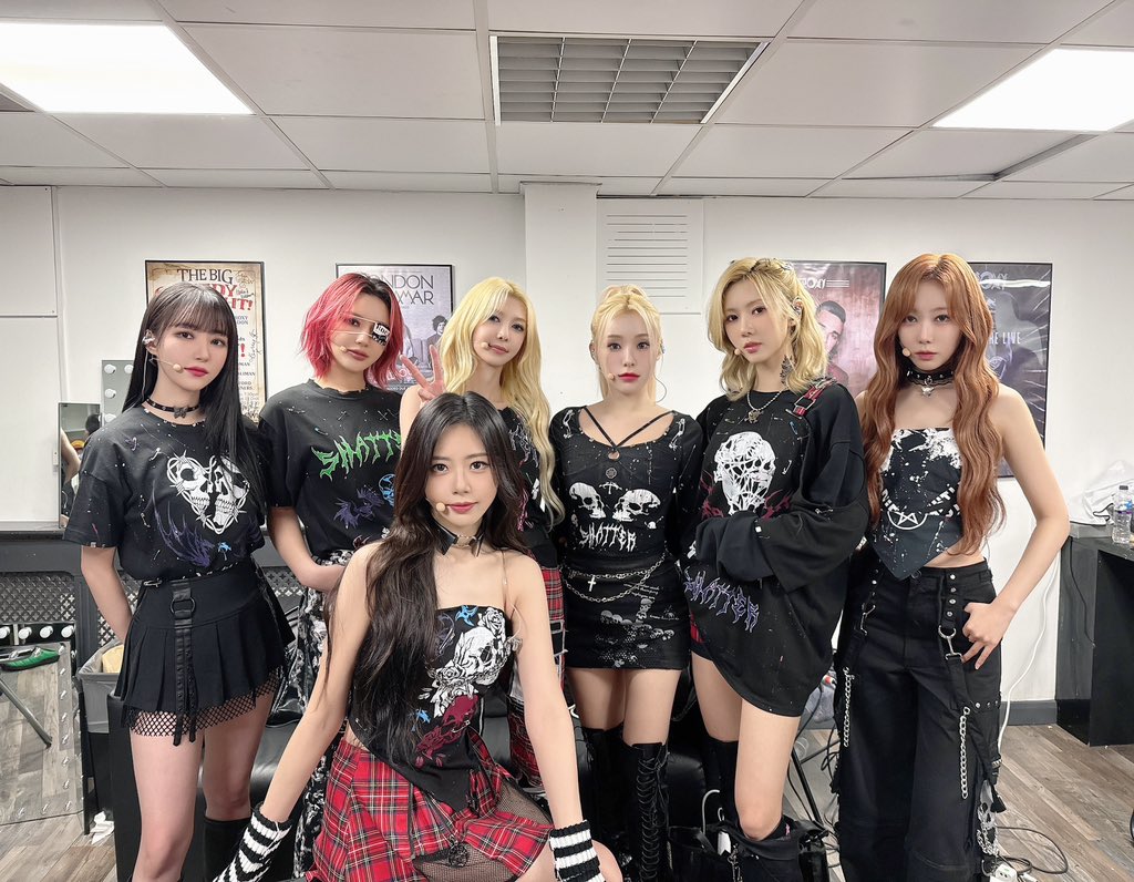 hf_dreamcatcher's tweet photo. [#드림캐쳐] 오늘도 썸냐들 사랑받아서 행복했다 🫶🏻 우리와 늘 함께해 줘서 고마워 러블리저블리 💙

#Dreamcatcher #London
#2024WorldTour #LuckInside7Doors https://t.co/FXa2wkjxte