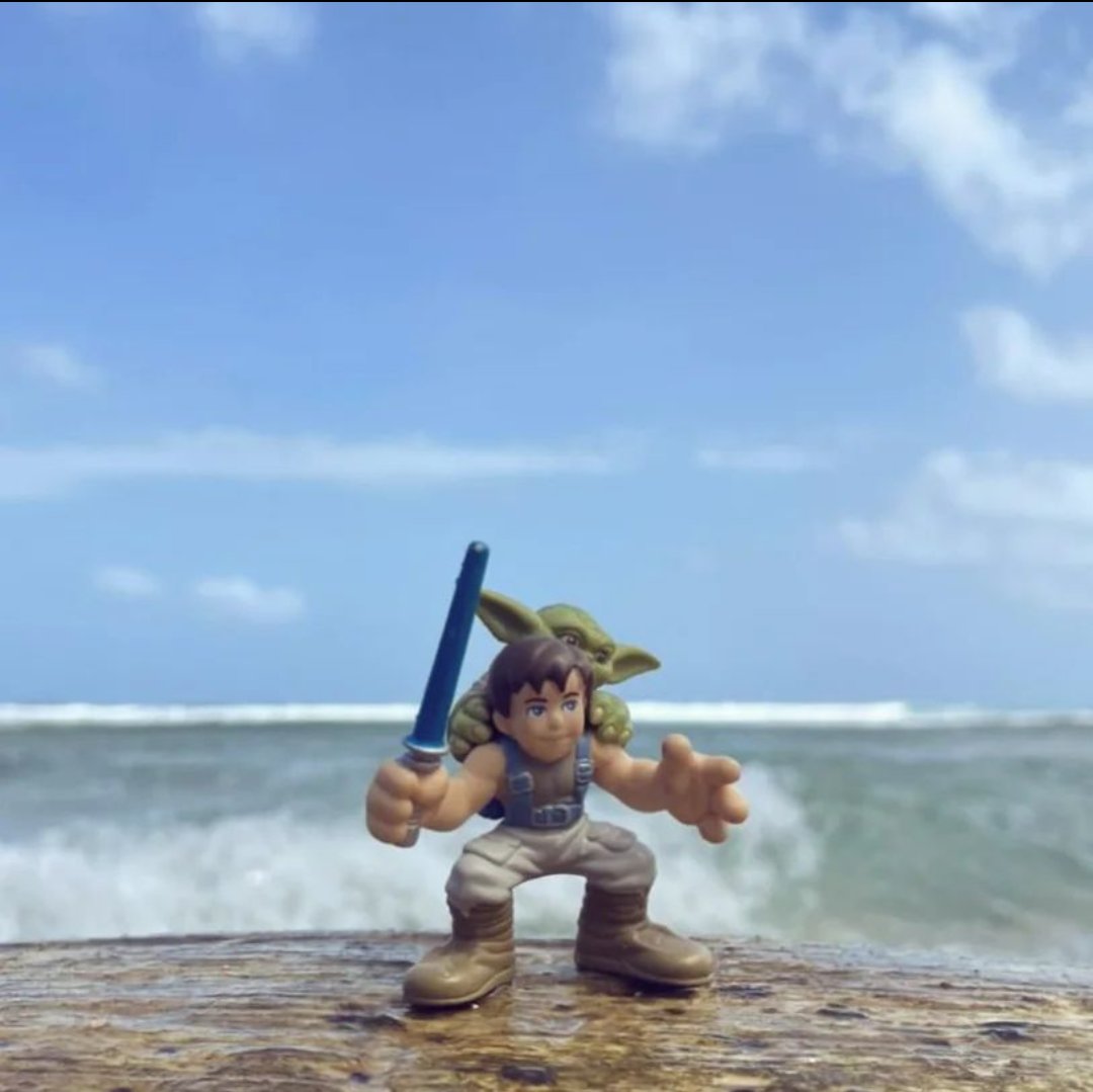 rat_radar's tweet photo. Luke &amp; Yoda. https://t.co/MhbZxCmumF