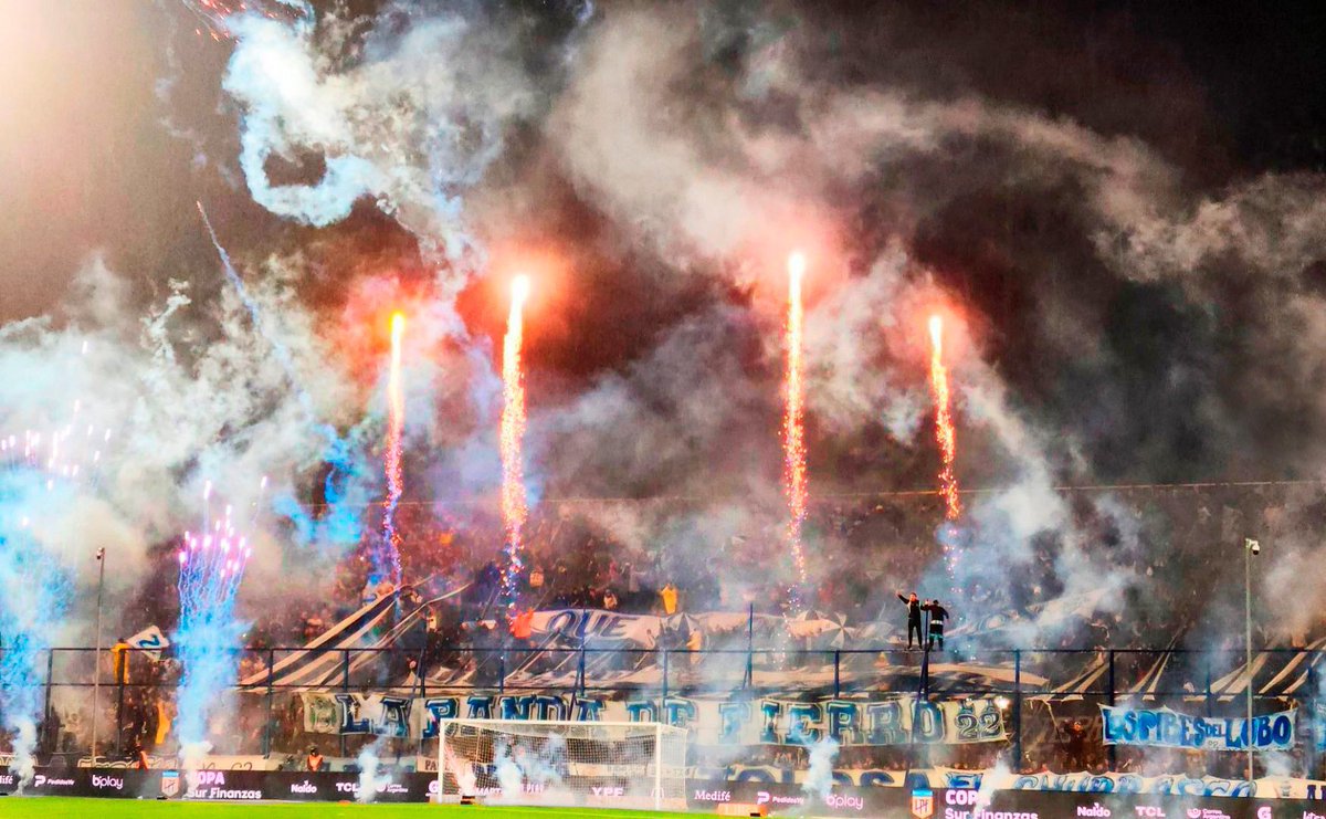 asadobanderita's tweet photo. #GELP #CGE
Me da risa porque #edlp descubrió los recibimientos hace un año. 😂 https://t.co/j9yEu4MLQ1