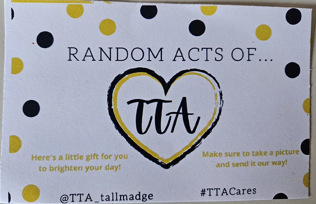 joyannegreen's tweet photo. Thank you  @TTA_tallmadge for the beautiful long sleeve hoodie from one of my favorite places to shop. I LOVE it! What a wonderful surprise to start the week! 💙💛 https://t.co/aoeSG2J4sb