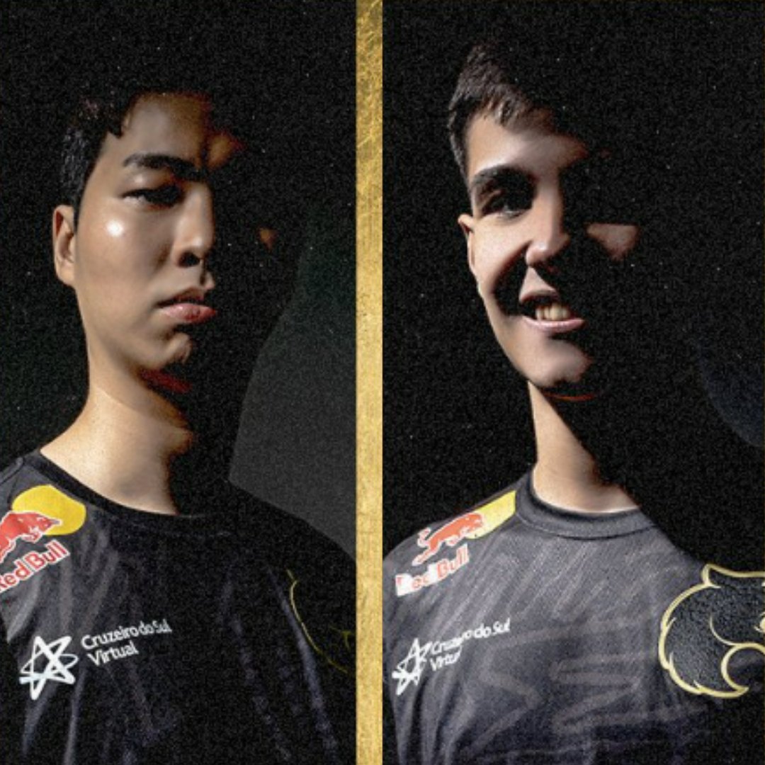 yozlol's tweet photo. 🇰🇷 Mir 🆚 Stiner 🇧🇷

🆚 Jogos: 10 Jogos | 7 Jogos
⭐️ Win Rate: 30% | 43%
🔪 Kills p/j: 1.6 | 2.7
💀 Mortes p/j: 3.9 | 2.1
🤝 Assist p/j: 7.4 | 8.2
⚔️ KDA: 2.31 | 5.13
🪙 Gold p/m: 315 | 334
🩸 Dano p/m: 265.6 | 345.2
👨‍👦‍👦 Participação de abates: 76.9% | 76.2%

👉 Placar Total 👈

🇰🇷 Mir: 1
🇧🇷 Stiner: 7
