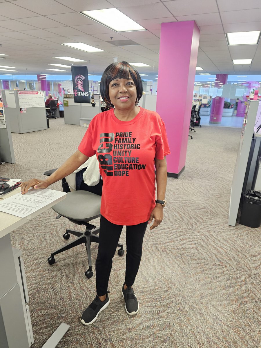 BlueLove_1920's tweet photo. Today we repped our HBCUs in the Dallas CEC! There are 107 Historically Black Colleges and Universities in the United States. There are 12 in Georgia (8 in ATL!), 7 in Tennesee, and 9 in Texas. #DALCEC #StrongerTogether #HBCULove https://t.co/Yi9u7asXfl