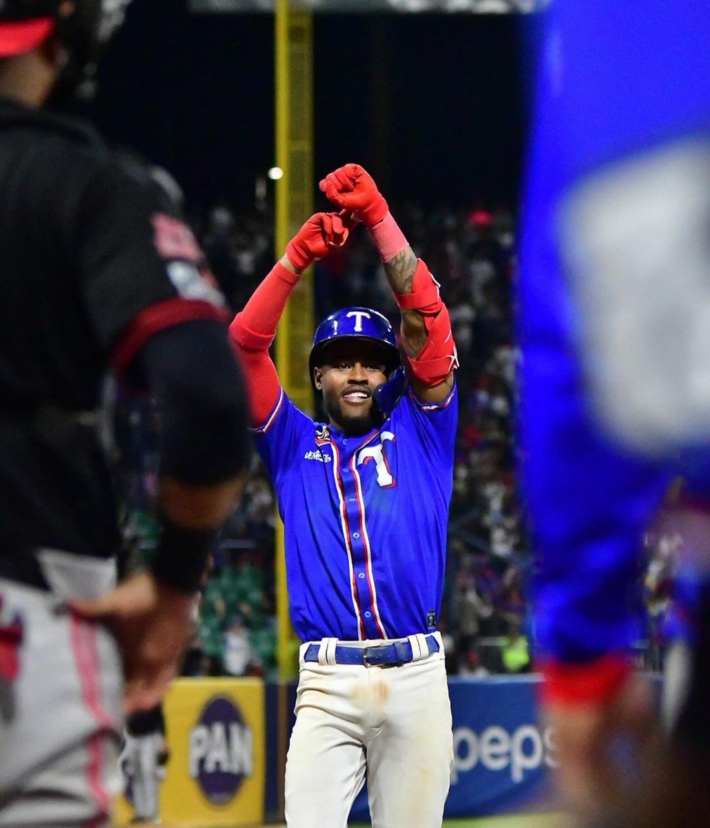 Maikel García evita lesión mayor con Tiburones de La Guaira en la LVPB 2025