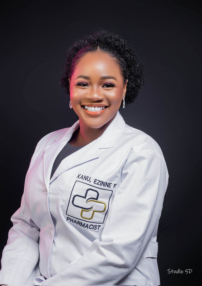 _zinn_y's tweet photo. So 2 days ago, I got inducted into the pharmacy profession.
🏆First Class Honours
🏆Overall Best Graduating Student
🏆Best in Pharmacology and Toxicology 
🏆Best in Pharmaceutics and Pharmaceutical Technology 
🏆Best in Clinical Pharmacy and Pharmacy Practice https://t.co/MoLwPOY1l4