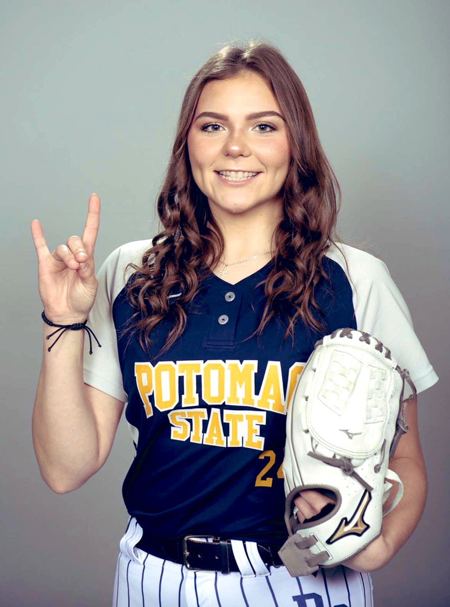 PSCSoftballWV's tweet image. Freshman Chloe Griese RHP, should get an opportunity to excel in the circle! We are very excited to watch this freshman throw and hit! With 3 days until the lady cats gear up for their opening day!