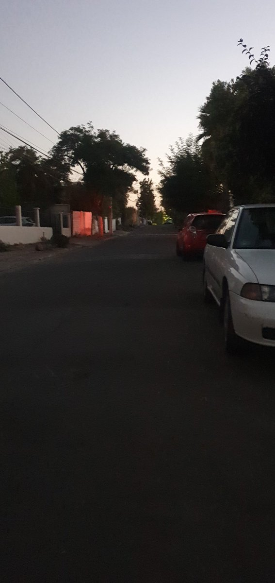 Kitty_Andrea's tweet photo. @Cormup Estas fotos son de ayer en la noche! 
Nos ayudan con la luminaria? @Enel_Informa_CL nos dice que esto les corresponde a ustedes!
Calle: La Cumbre, peñalolen alto https://t.co/adhjQLqbcn