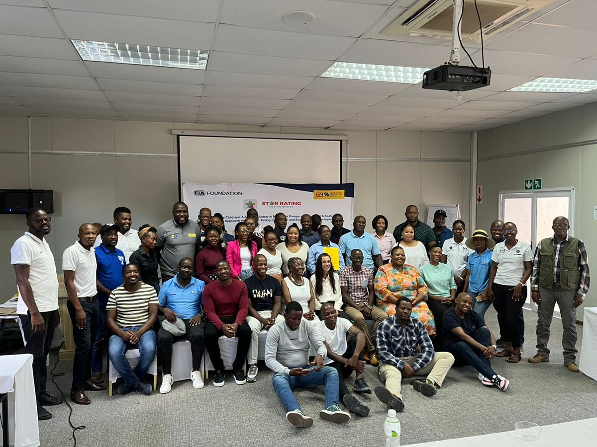 Last week, representatives in #Botswana attended training aimed to equip participants with necessary knowledge & skills to assess road safety risks around school zones using SR4S & SARSAI. Hosted by @ea991_botswana with support @iRAPSavingLives & #SORSA starratingforschools.org/2024/02/sr4s-s…
