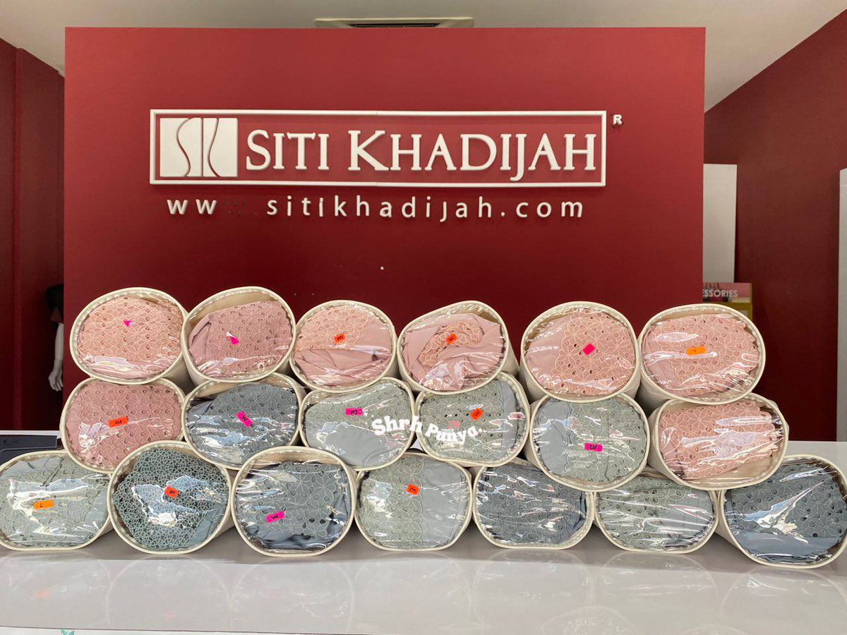 QueenTelekungSK's tweet photo. Extremely rahsia pihak Siti Khadijah Apparel but need to expose sebab tak tahan menahan lagi dah.....

We are in difficult situation 🙏🏻🙏🏻 https://t.co/hhLfE8Pb19