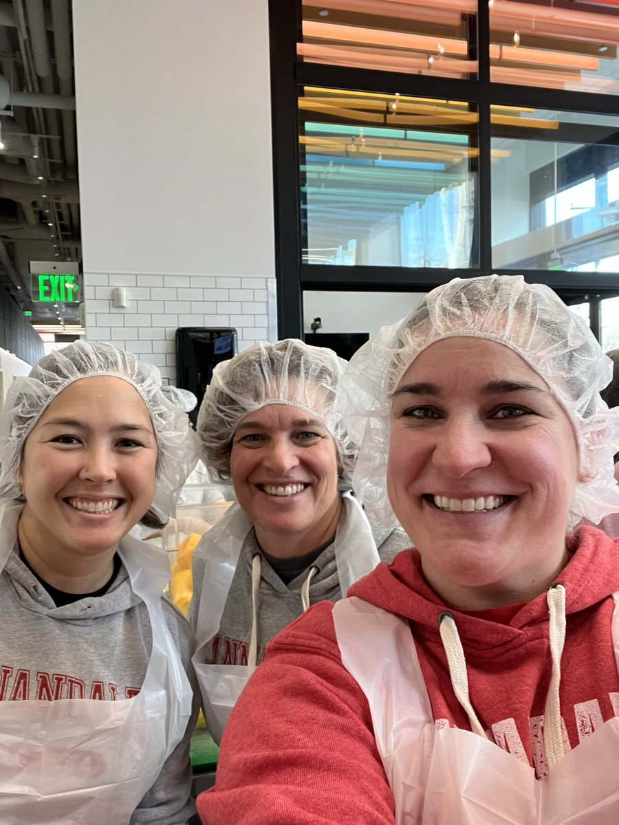Tricia P. Kapuscinski (@mrskapsays) on Twitter photo Proud of our <a href="/AnnandaleAtoms/">Annandale High School</a> who peeled, chopped, mixed, weighed, and packaged food <a href="/dcck/">DC Central Kitchen</a> today. A special way to honor <a href="/UN/">United Nations</a>βs #SocialJusticeDay, and the students represented our community well as Ethical & Global Citizens. #POGskills #GoAtoms <a href="/AHS_ESOL/">AHS_ESOL</a> <a href="/AtomicTeacha/">Mrs. Mathis</a> <a href="/ShawnDeRose/">Shawn DeRose</a> Proud of our <a href="/AnnandaleAtoms/">Annandale High School</a> who peeled, chopped, mixed, weighed, and packaged food <a href="/dcck/">DC Central Kitchen</a> today. A special way to honor <a href="/UN/">United Nations</a>βs #SocialJusticeDay, and the students represented our community well as Ethical & Global Citizens. #POGskills #GoAtoms <a href="/AHS_ESOL/">AHS_ESOL</a> <a href="/AtomicTeacha/">Mrs. Mathis</a> <a href="/ShawnDeRose/">Shawn DeRose</a>