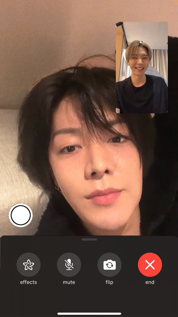 zai9597's tweet photo. sederhana, tapi para preman bahagia
a day in my life 

#johnyu #taeyu #jaeyu https://t.co/ltZoPLD2g1