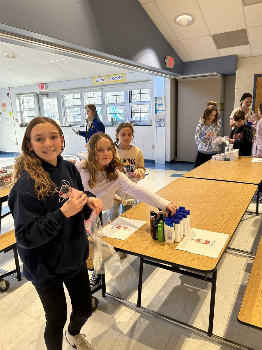Ms. Haines (@lds_mshaines) on Twitter photo What an amazing turnout for our PBS community event! Over the past month, LDS collected items to help those who need it. With the help of this crew we were able to put together the Blessing Bags filled with a positive message made by each kid. <a href="/LDS_PBS/">PBS at LDS</a> <a href="/DonovanSchool/">Laura Donovan School</a> 💙💛👏🏼 What an amazing turnout for our PBS community event! Over the past month, LDS collected items to help those who need it. With the help of this crew we were able to put together the Blessing Bags filled with a positive message made by each kid. <a href="/LDS_PBS/">PBS at LDS</a> <a href="/DonovanSchool/">Laura Donovan School</a> 💙💛👏🏼