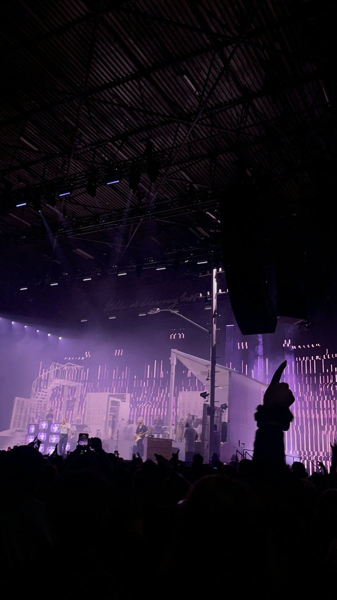 annabelwillis_'s tweet photo. a band has never made me so happy before- round 11 did not disappoint https://t.co/qDPChlAVn4