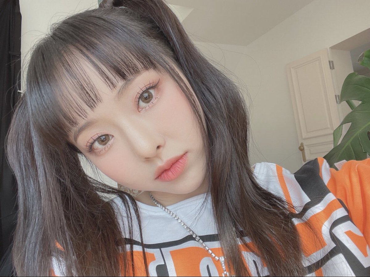thinking about vivi tweet media