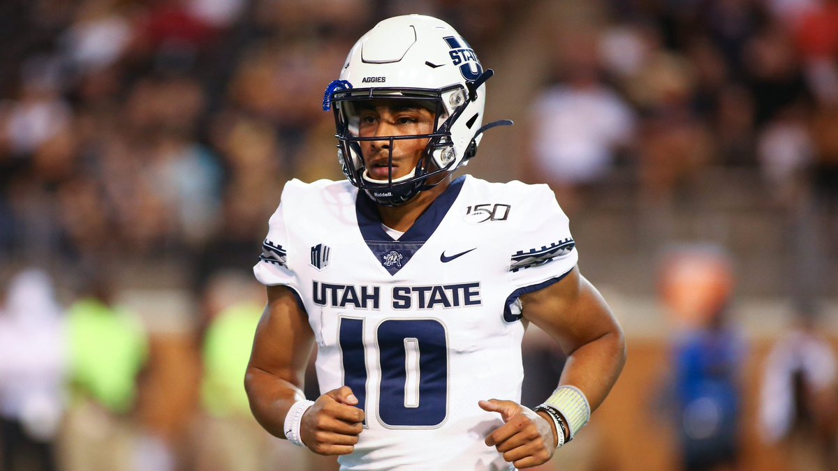 After a great conversation with @CHbanderson I’m extremely grateful to receive an offer to Utah State #GoAggies #AGTG ✞ - @USUFootball @Hayden_King12 @kcef35 @DjTialavea_86 @CBassett_USU @KingJB01 @CoachJ_Ortiz
