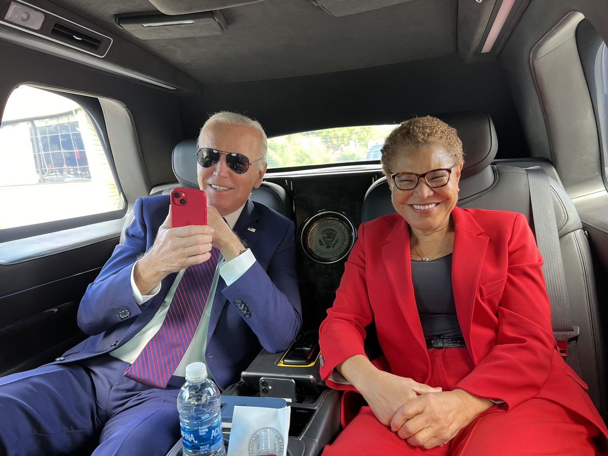 Mood after today’s historic announcement by @POTUS. The Biden Administration has now approved nearly $138 billion in student debt cancellation for nearly 3.9 million people. It’s a great day in L.A.