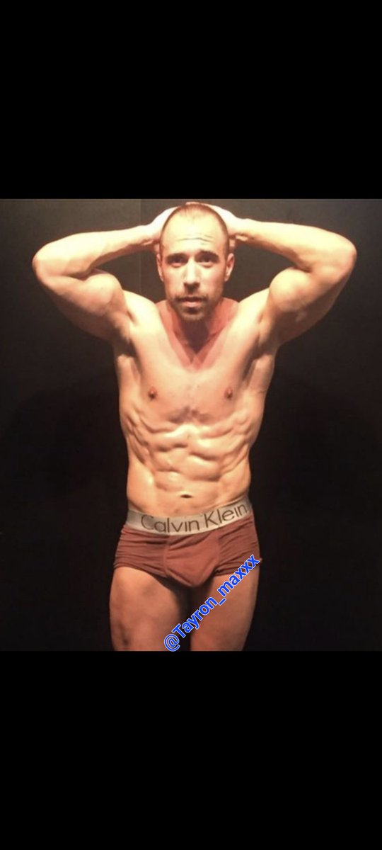 Esté finde celebramos mi cumpleaños.
Lleno de fiesta y sexo!😈🥳 Os animáis?
😉