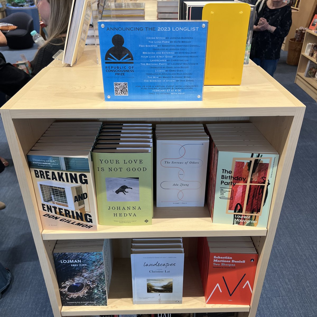 The longlisted titles for the 2023 @USRofC Prize are on display and ready to find their readers @interabangbooks !