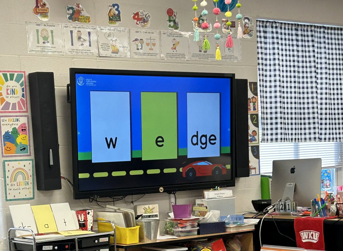 💙 to @GriffithT KDE LETRSCohort for the invite to see North & South Hancock Co systematic and consistent implementation of LETRS & @ISMEOG Connected with educators around the state 📚 . But the highlight of the day HAD to be students defining the word “wedge” using “wedgie”