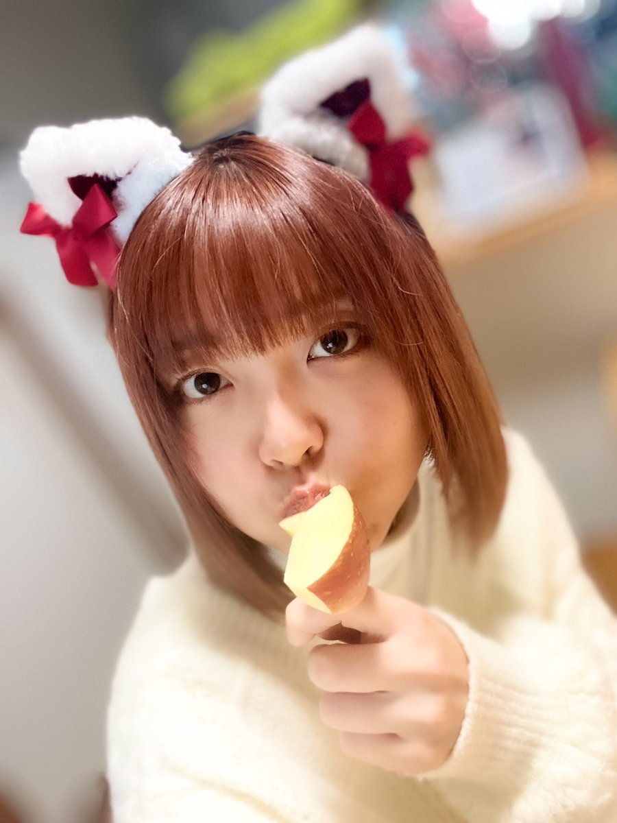 2/22 猫の日だって🐈