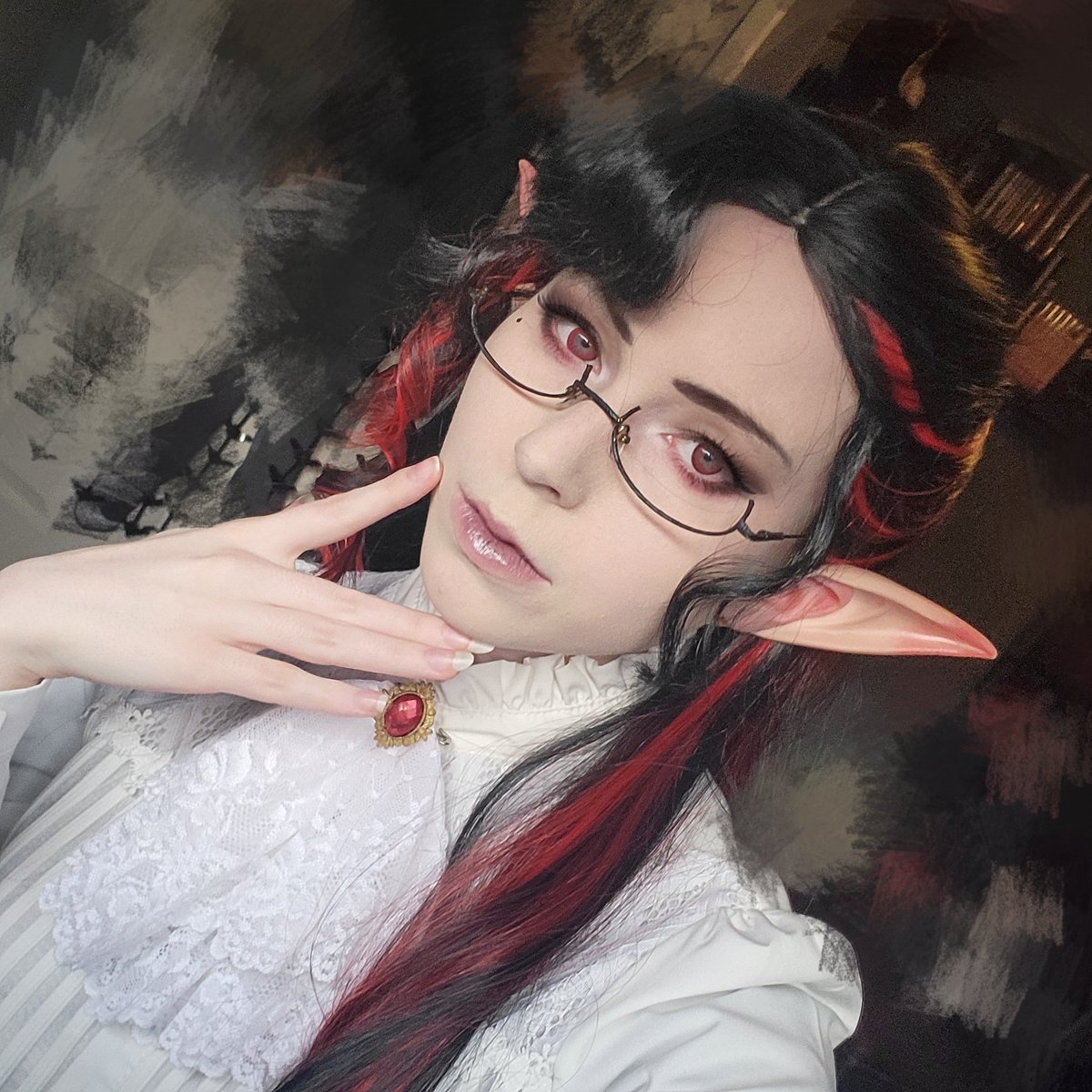 Hai to all kupocon goers I will be there on the Saturday as my wol!! As for the after party.... that's a secret only a few know 💪

Come say hi anyways, I'll be in full scholar fit!
