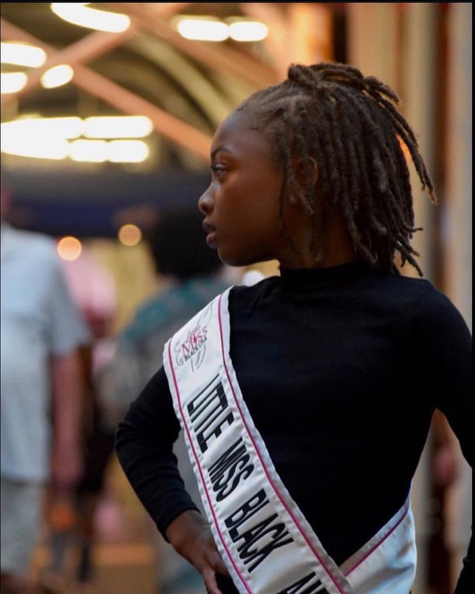 Looking out at all of the dreams I plan to capture! - Loving shout out to our Little Miss Black Entrepreneur America 2022, SKYLAR DAVIS.  Photo Credit - @kellikellyphotography