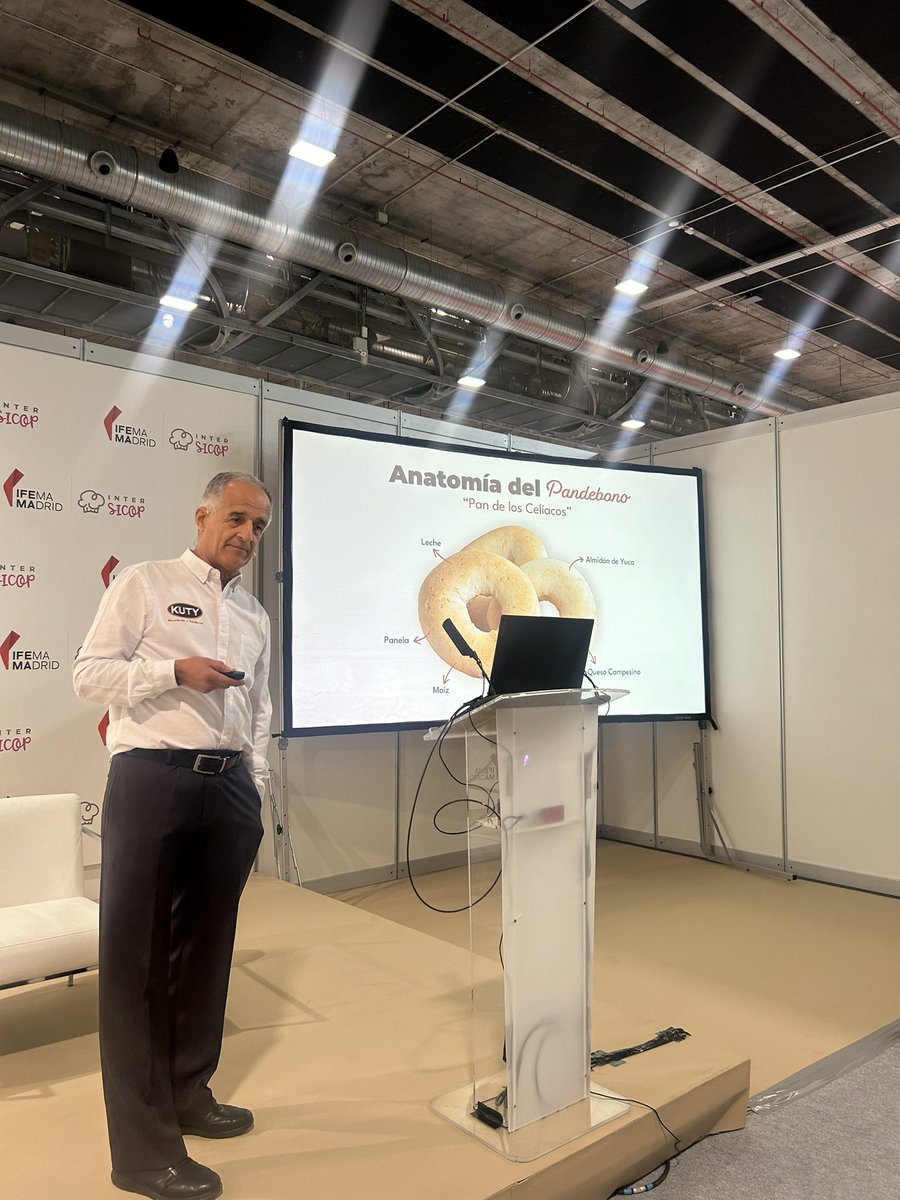 paminagonzalez's tweet image. #InterSICOP2024 | 🇪🇸🥖🇨🇴 Gracias Sr. Embajador Ávila @EmbajadaColEsp por acompañarnos en @intersicop a la charla (única latina del programa) &quot;El #Pandebono colombiano: segundo pan del mundo&quot; con Marcela, presidenta @AdepanNacional y Jairo, fundador @panaderiakuty.

🥈 @TasteAtlas