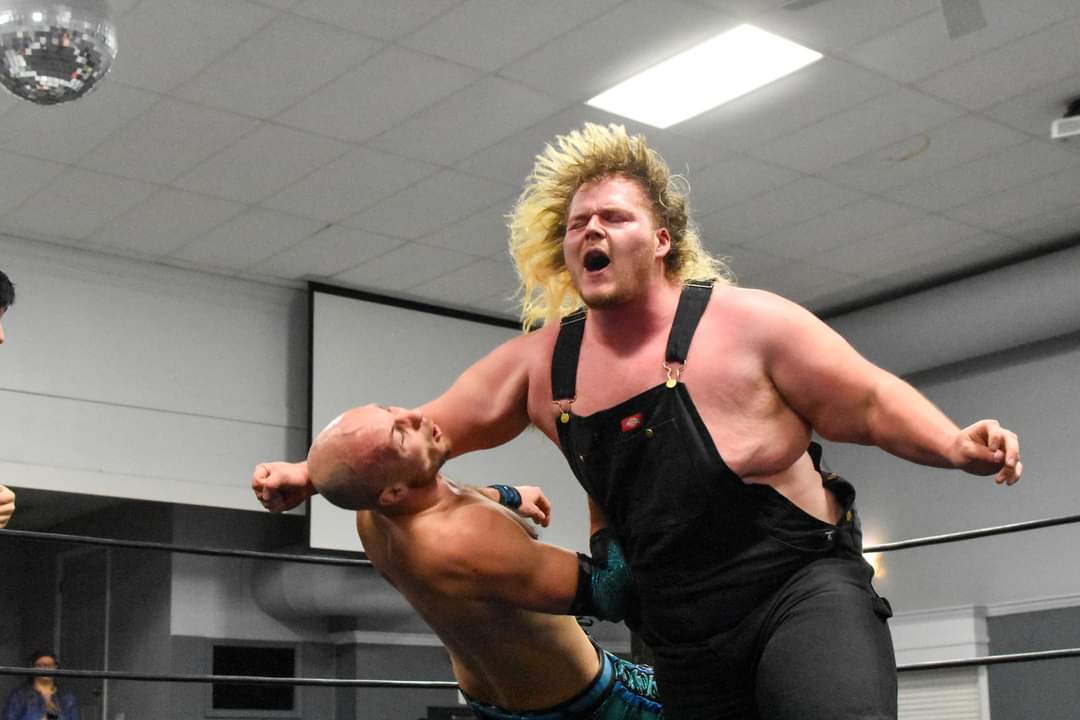 cdye56's tweet photo. During @SCWPro Heartbreak the QC Cup was on the line.

Cup Champion @JohnBonhart w/ @TheMarkStorm by his against @ChuckNbishes 

Bonhart retained w/ help from Storm.

Full album
https://t.co/euqyw03FGz https://t.co/9Pc1464Z6I