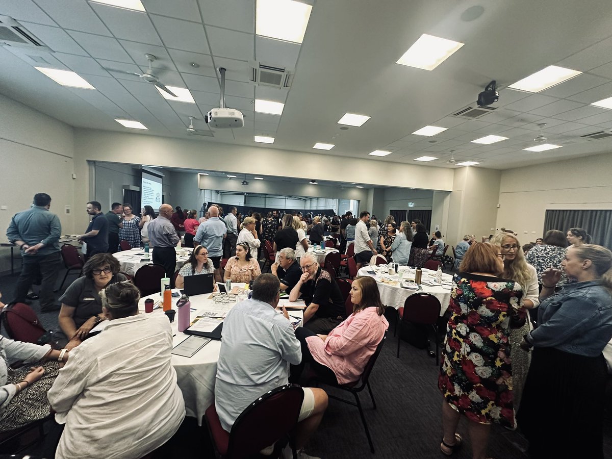 Emina McLean tweet media