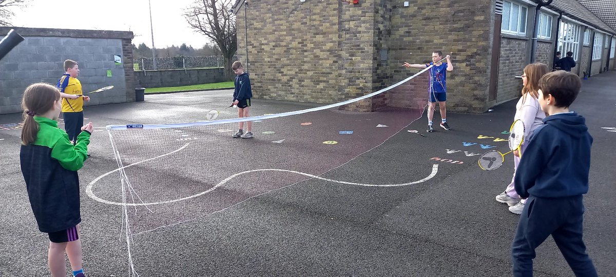 BallyforanNS's tweet photo. Badminton
 
Thanks to Badminton Ireland for organising a fantastic CPD course for third and fourth class teachers recently in Kilbride Community Centre. Ms. O’Brien has budding players already! https://t.co/5kqDECzyDu