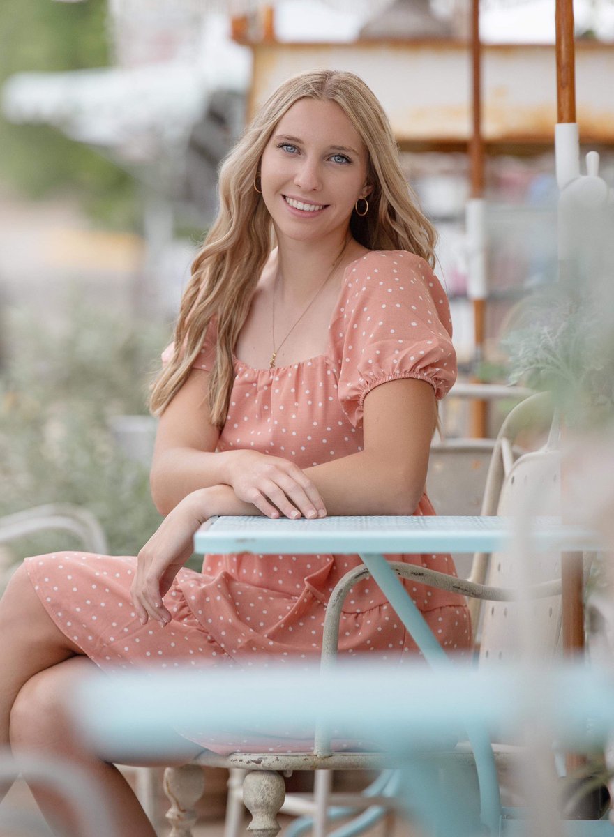 As we start the postseason this week, wanted to take a moment to recognize our only Senior, <a href="/CallistaVB/">Callista Vande Berg</a> !

✨✨ 𝗖𝗮𝗹𝗹𝗶𝘀𝘁𝗮 𝗩𝗮𝗻𝗱𝗲 𝗕𝗲𝗿𝗴 𝗦𝗲𝗻𝗶𝗼𝗿 𝗦𝗽𝗼𝘁𝗹𝗶𝗴𝗵𝘁 ✨✨

𝔽𝕒𝕧𝕠𝕣𝕚𝕥𝕖 𝕤𝕡𝕠𝕣𝕥𝕤 𝕞𝕠𝕞𝕖𝕟𝕥: Winning state in 5th grade and then again my