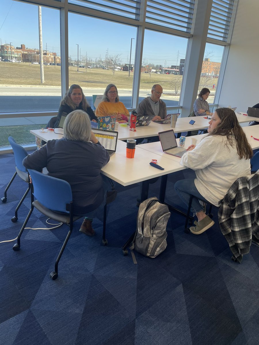 Derek Albright tweet media