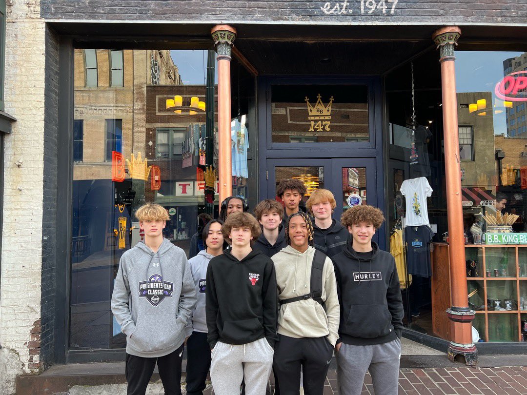 ValorSportsTX's tweet photo. A big congrats to our UA Union 2028 for their showing at the @circuitfuture President’s Day Tournament. They played well and made it to quarterfinals in highest bracket and lost to the defending champs! It’s only UP from here fellas! 🔥🏀 #unionbyvalor #circuitfuture #underarmour https://t.co/YxD9F7P8sM