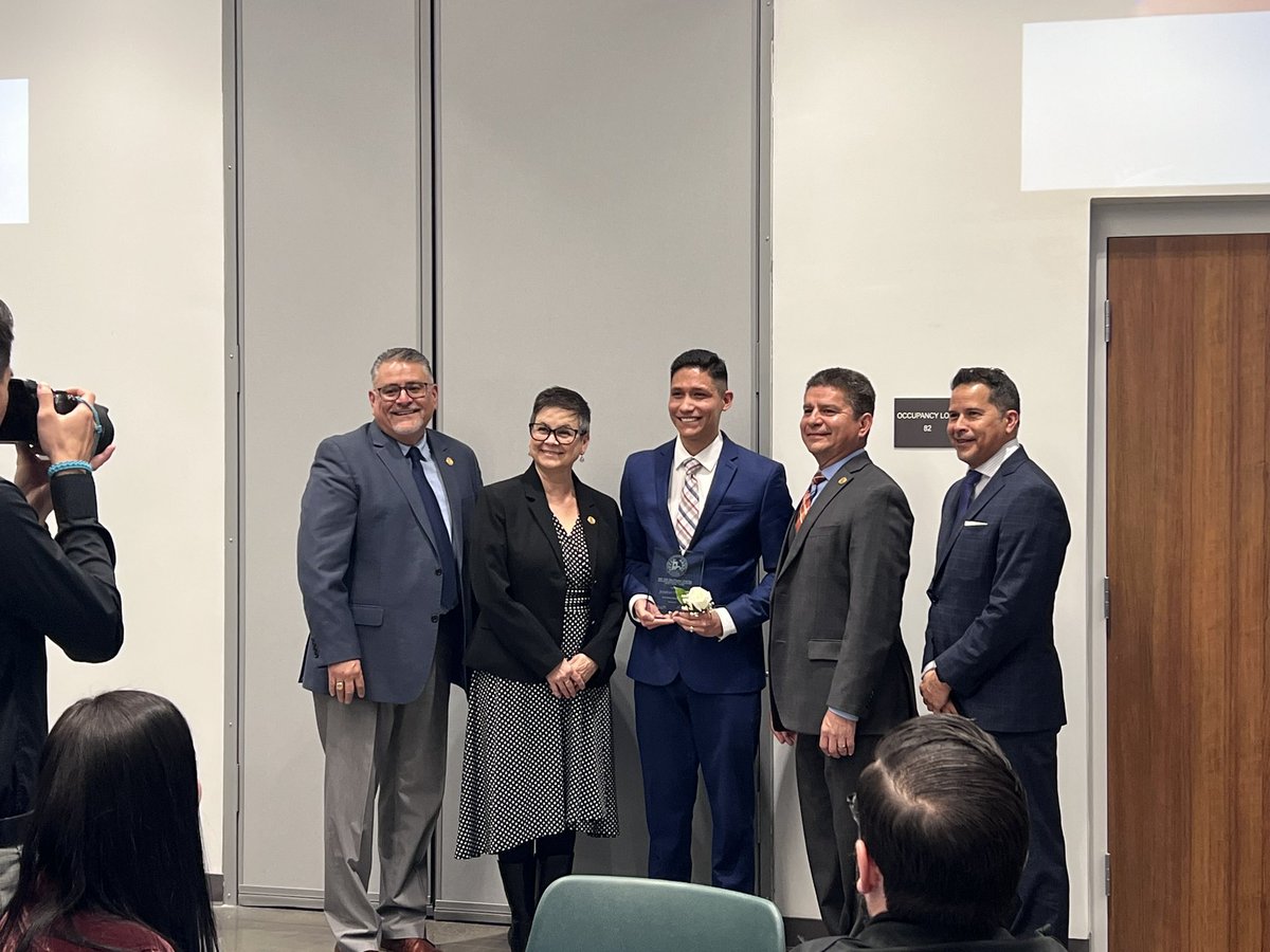 Rosa M. Chavez tweet media