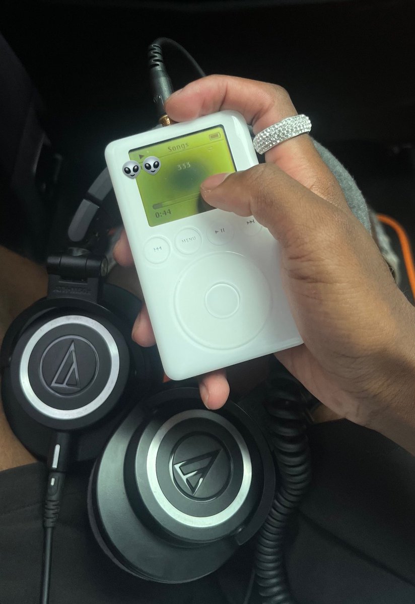 🤯PRIVILÉGIO DE POUCOS! E o Samuel, guitarrista do Matuê, que postou ouvindo o álbum? 🥵💨