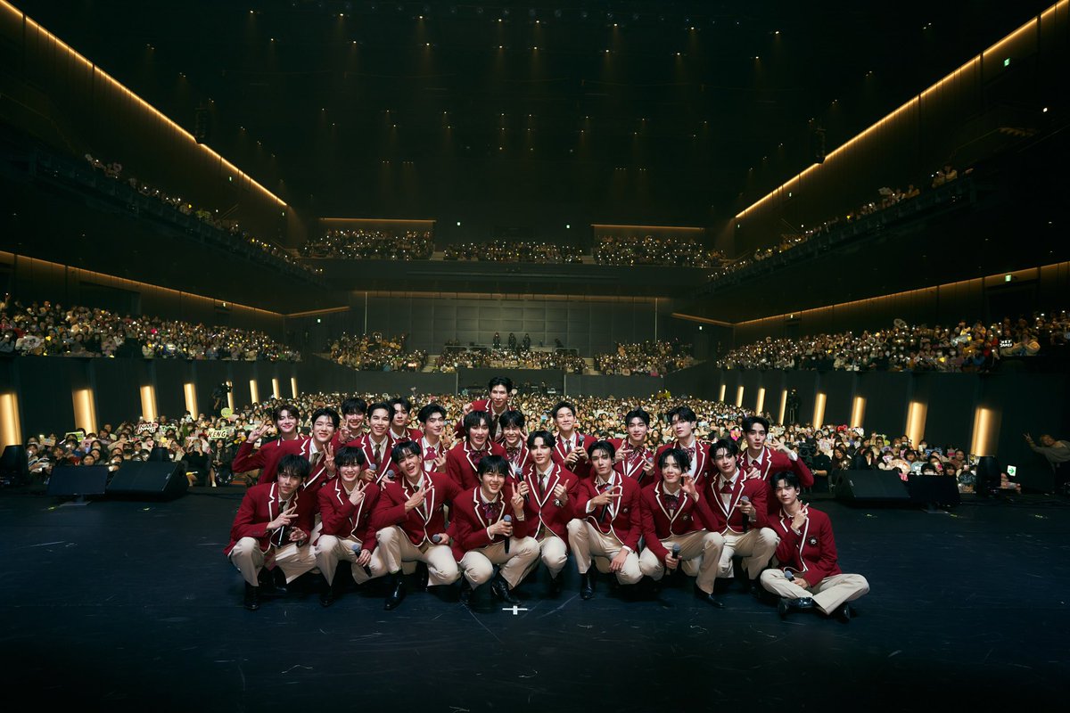 netsiraphop's tweet photo. 今日は私達を見に来てくれて本当にありがとう。私達は本当に嬉しかったです。必ず次も日本で一緒に楽しい時間を過ごしましょう！
 #DMDLANDinJAPAN https://t.co/Oq4QBAeHw5