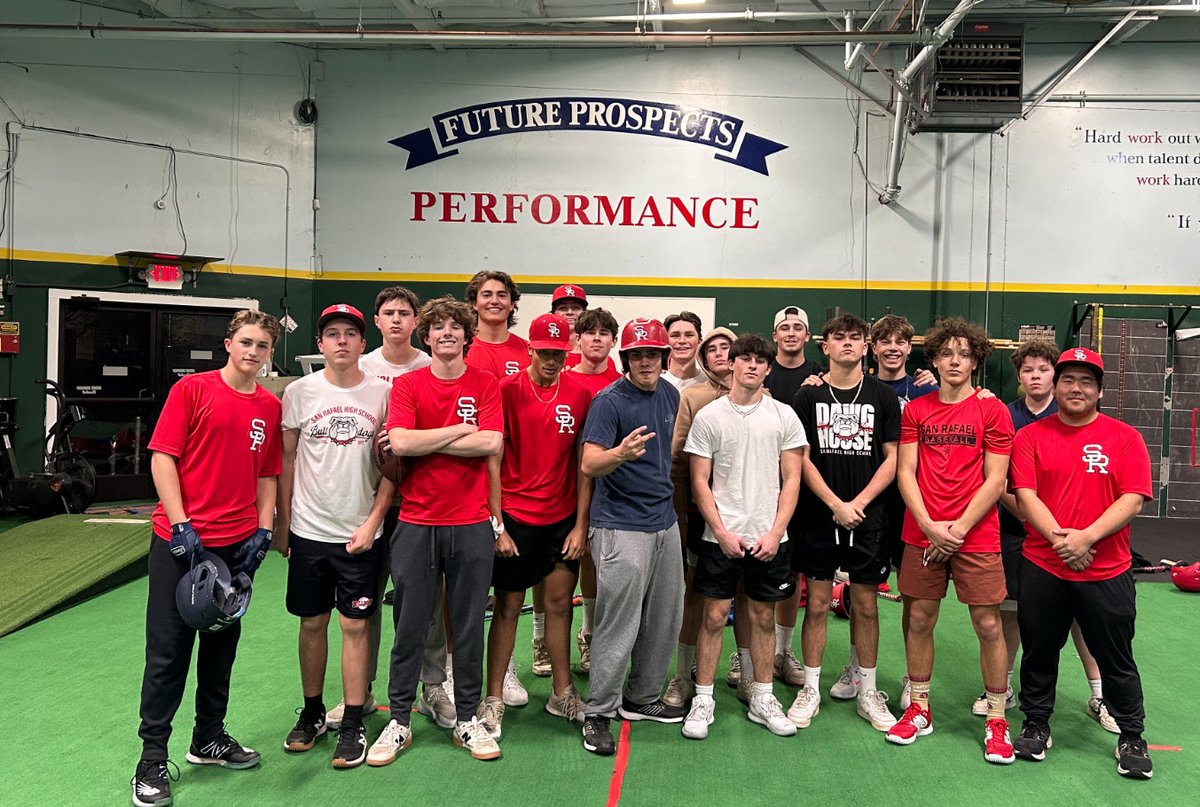 Huge thanks to Charles, Cody, and the whole crew over at Future Prospects.  We got in tons of swings during this rainy weather and competitive innings on the <a href="/HitTraxOfficial/">HitTrax</a> .  #StaySR
<a href="/Sanrafaeldawgs/">San Rafael Athletics</a> <a href="/FlatgroundBats/">FLATGROUND Hitting</a>