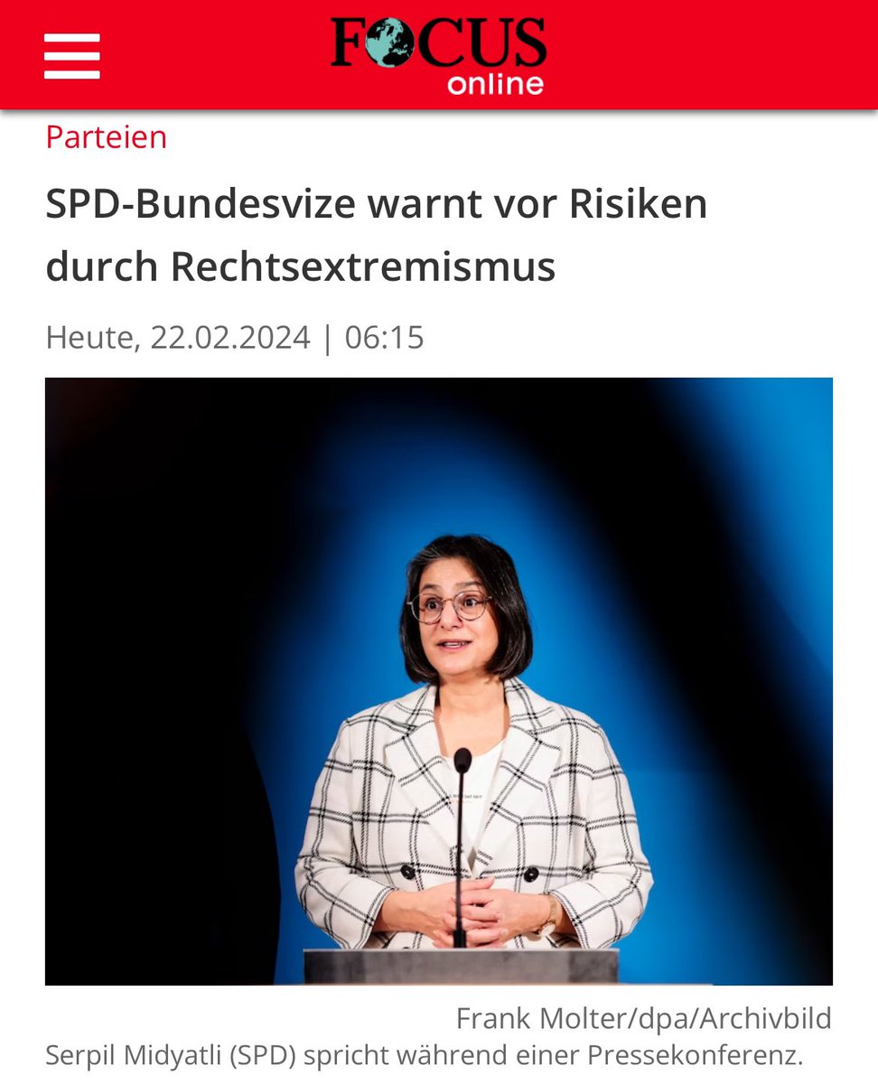 Halten sie ihren verlogenen Mund Frau @SerpilMidyatli! Wer heute noch die #SPD wählt,dem haben sie ins Gehirn geschissen! Gott sei Dank erkennen immer mehr Wähler,was ihr für Verräter seit! Pfui