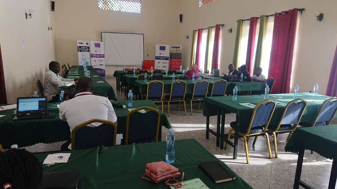 witness_radio's tweet photo. Happening now: @witness_radio together with its partners set to officially launch a project "Human Rights Monitoring, Documentation, and Advocacy Project" with a main focus of promoting and protecting human rights in Uganda
#DefendingRights
@DCAUganda @NCHRD_UG @EUinUG https://t.co/xDfr36aJpU