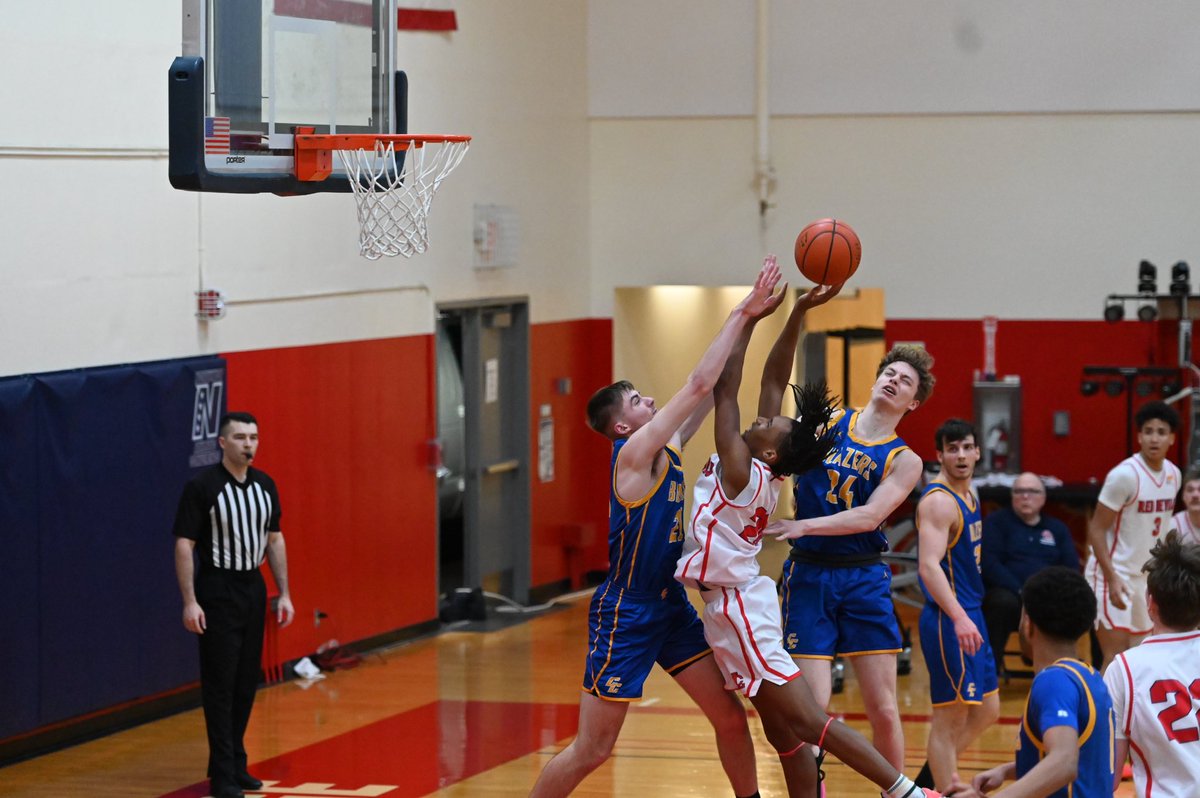 Red Devils are your 2024 NWAC West Region Champions after defeating Centralia 84-63 tonight.
Carter McCoy 18 pts 9 rbs
Kobe Parlin 17 pts 9 rbs
David Young 14 pts 6 rbs 
Kaden Horn 11 pts 7 rbs